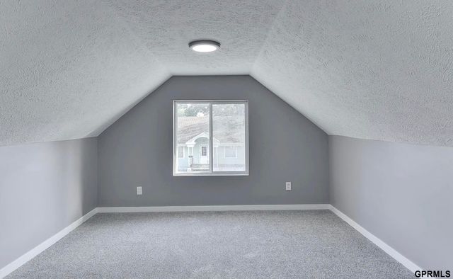 4276 Binney Street, Omaha, NE 68111