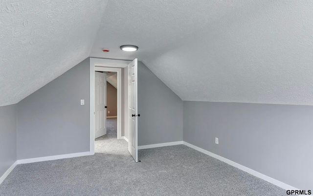 4276 Binney Street, Omaha, NE 68111