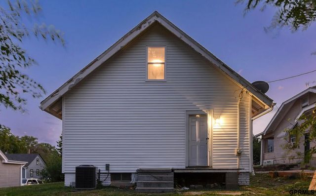 4276 Binney Street, Omaha, NE 68111