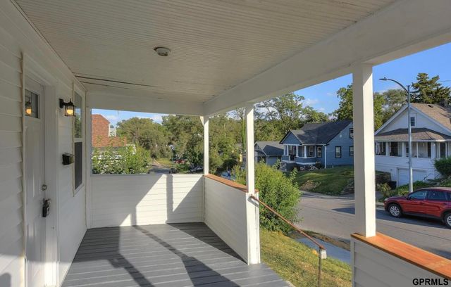 4276 Binney Street, Omaha, NE 68111