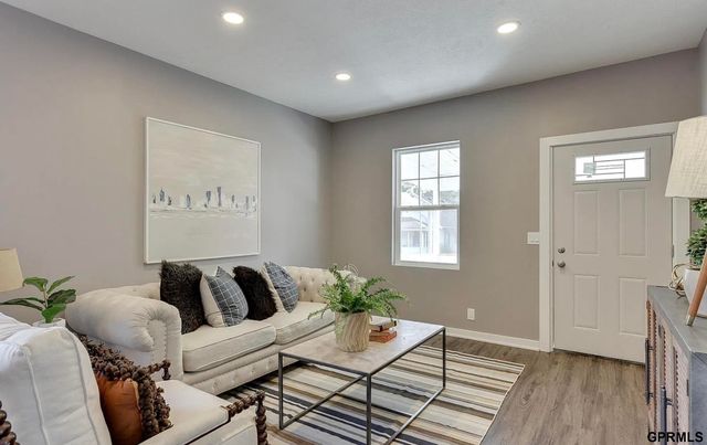 4276 Binney Street, Omaha, NE 68111