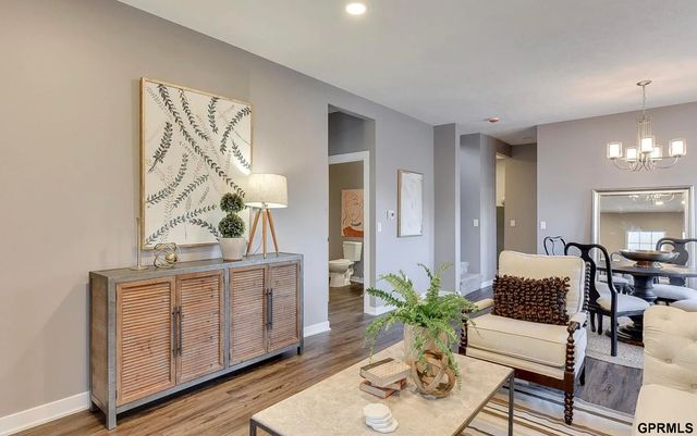 4276 Binney Street, Omaha, NE 68111