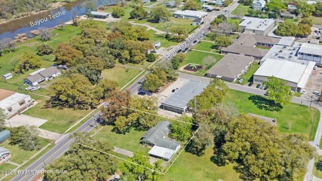 9339 Highway 182, Franklin, LA 70538