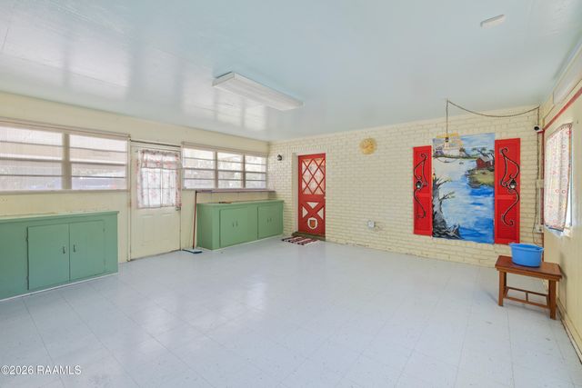 9339 Highway 182, Franklin, LA 70538