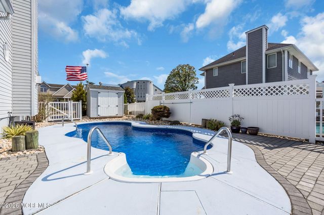 808 Ensign Drive, Forked River, NJ 08731
