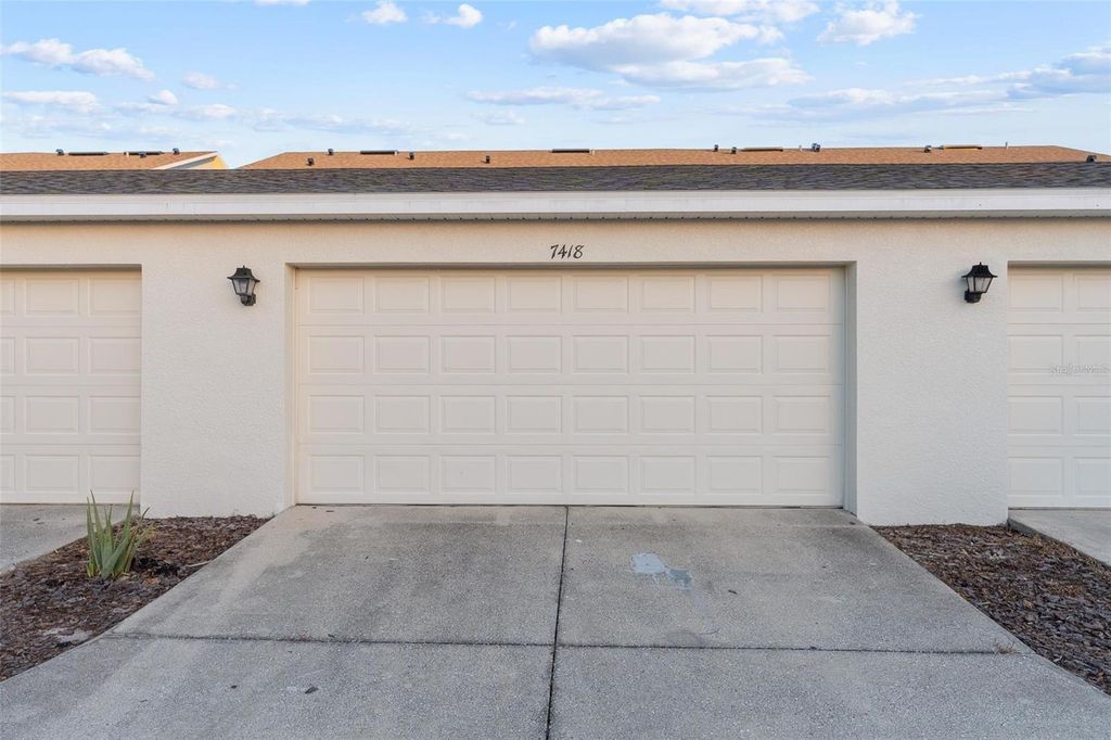 Image 26 of property listing at 7418 BENTONSHIRE AVENUE, Windermere, FL 34786