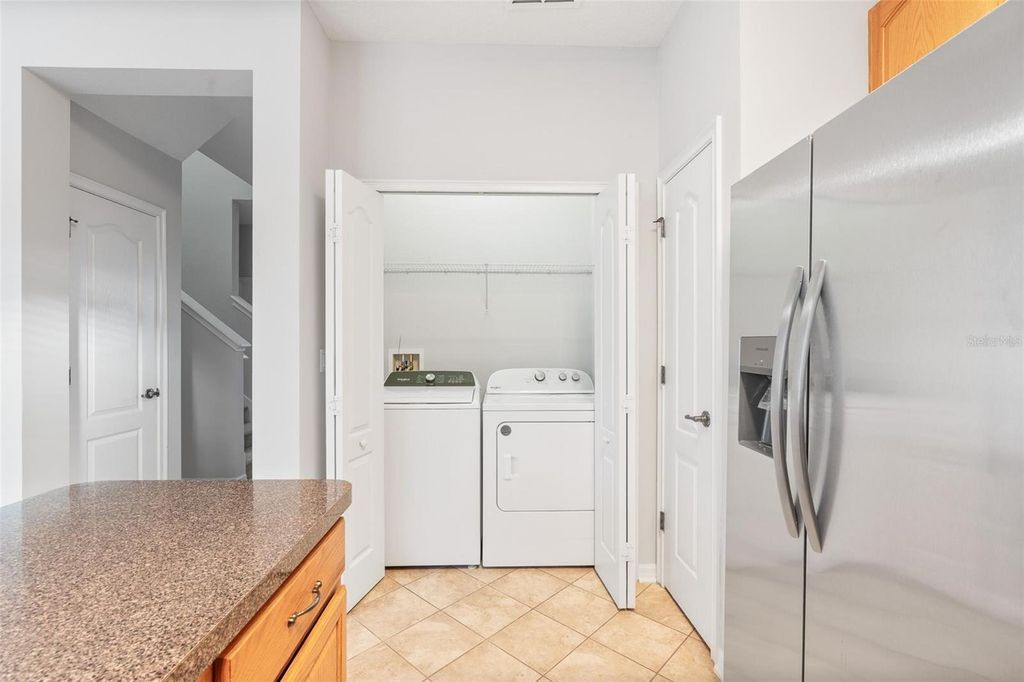 Image 7 of property listing at 7418 BENTONSHIRE AVENUE, Windermere, FL 34786