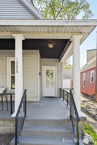 1526 Coit Avenue, Grand Rapids, MI 49505