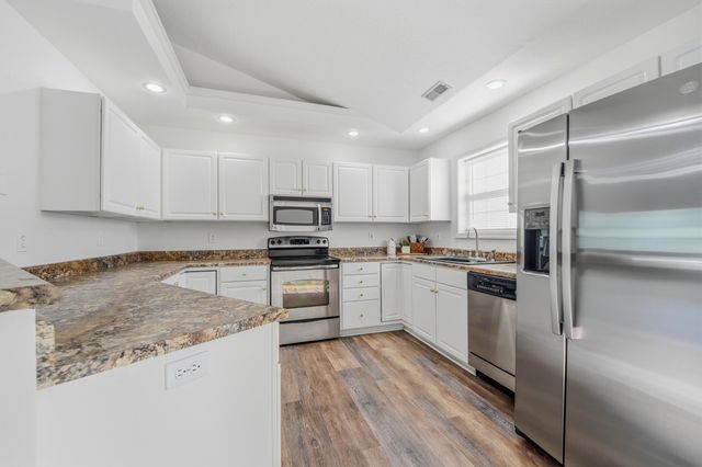 3904 DERBY RIDGE DR, Columbia, MO 65202