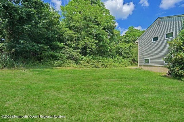 5 Arlene Drive, West Long Branch, NJ 07764