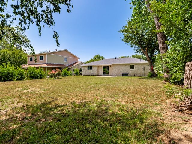 1405 Rambler Road, Arlington, TX 76014