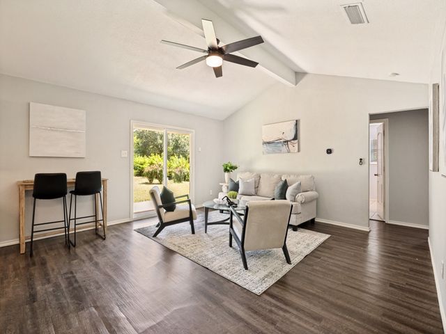 1405 Rambler Road, Arlington, TX 76014