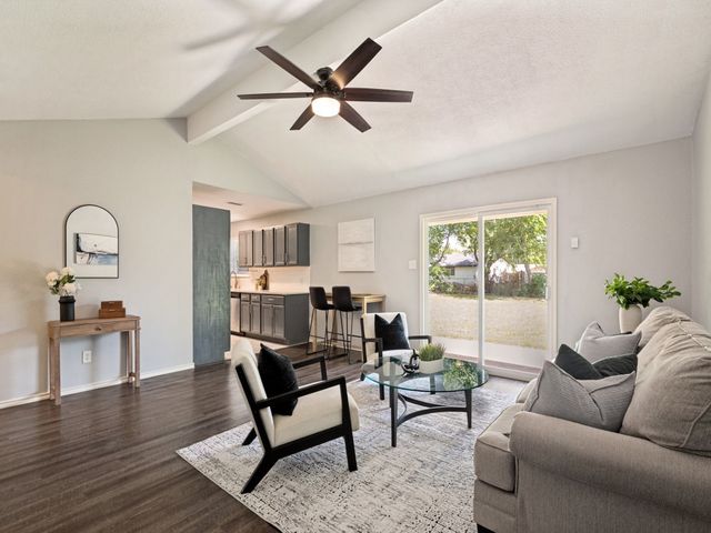 1405 Rambler Road, Arlington, TX 76014