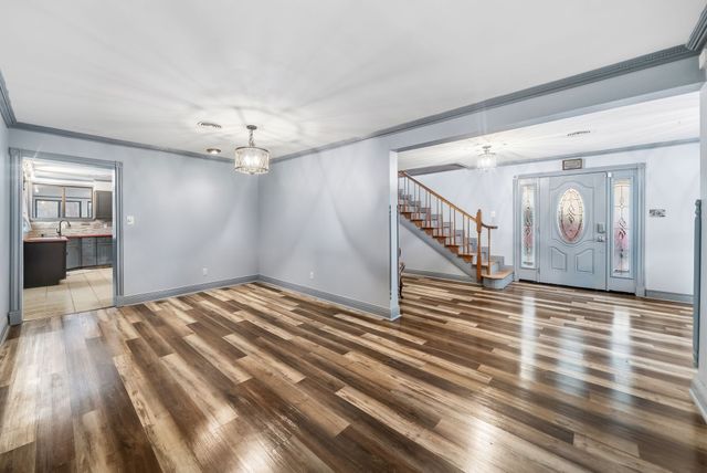 369 Holiday Acres Dr, Springville, TN 38256