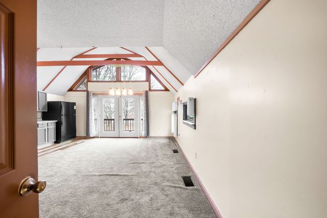 369 Holiday Acres Dr, Springville, TN 38256
