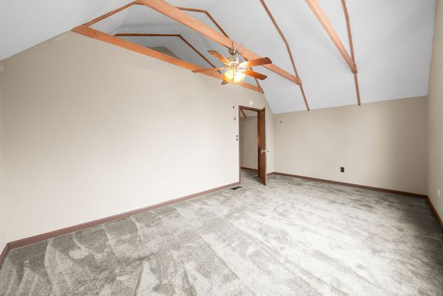 369 Holiday Acres Dr, Springville, TN 38256