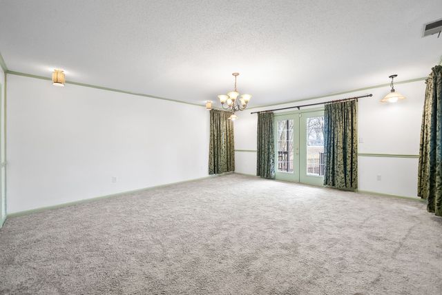 369 Holiday Acres Dr, Springville, TN 38256