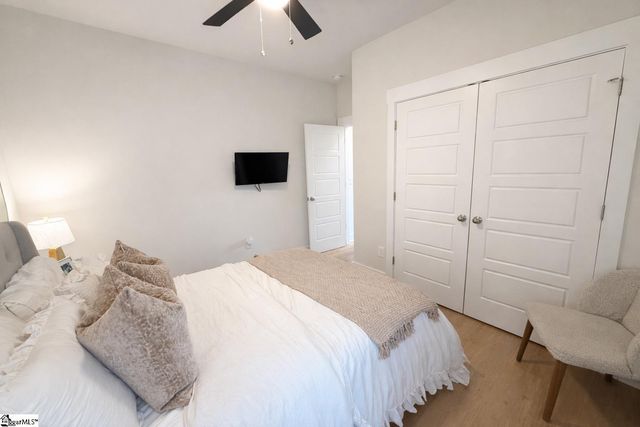 136 Laurel Oak Drive, Anderson, SC 29621