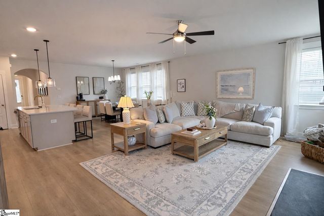 136 Laurel Oak Drive, Anderson, SC 29621