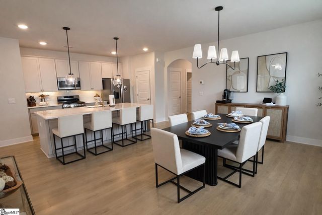 136 Laurel Oak Drive, Anderson, SC 29621