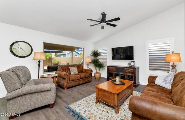 18414 N 46th Way, Phoenix, AZ 85032