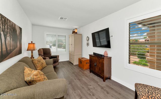18414 N 46th Way, Phoenix, AZ 85032