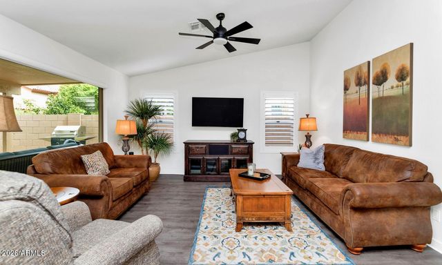 18414 N 46th Way, Phoenix, AZ 85032