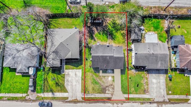 4926 Van Fleet Street, Houston, TX 77033