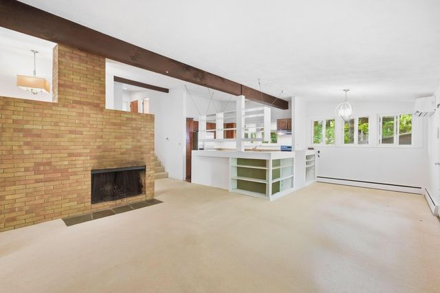 30 Peacock Farm Rd, Lexington, MA 02421