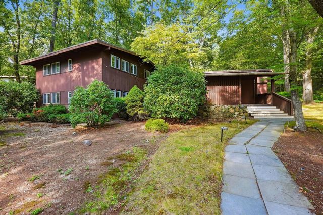 30 Peacock Farm Rd, Lexington, MA 02421