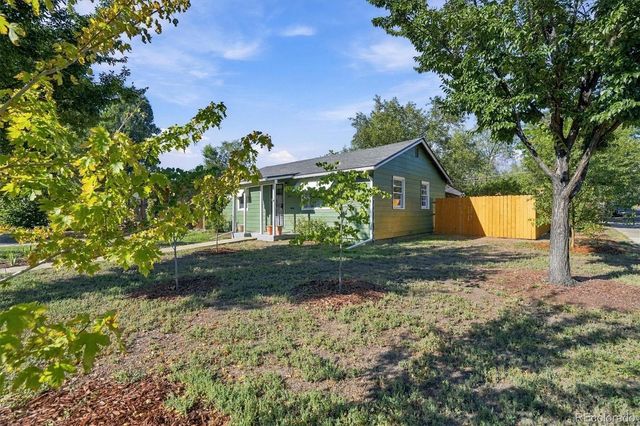 195 Perry Street, Denver, CO 80219