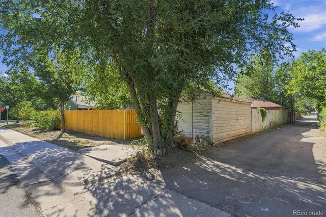 195 Perry Street, Denver, CO 80219