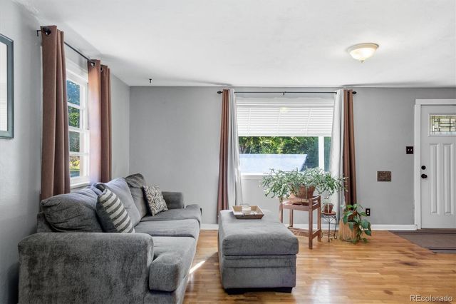 195 Perry Street, Denver, CO 80219