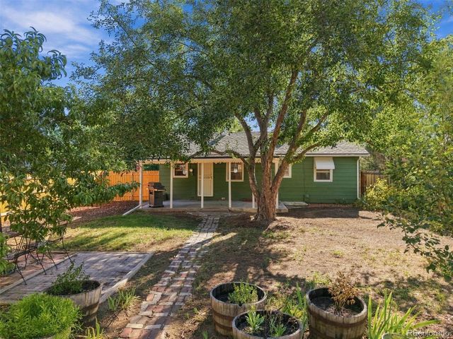 195 Perry Street, Denver, CO 80219