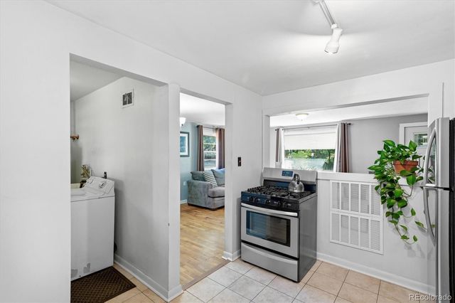195 Perry Street, Denver, CO 80219