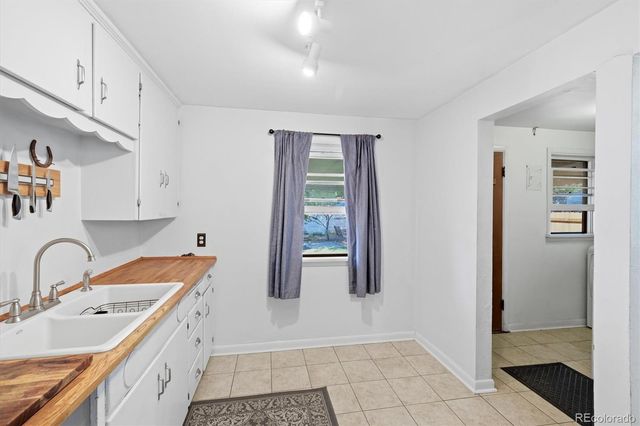 195 Perry Street, Denver, CO 80219