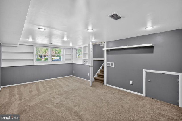 103 KENWOOD DR, Cherry Hill, NJ 08034