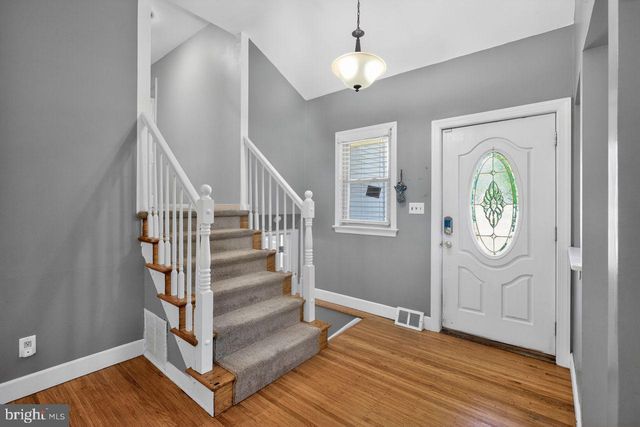 103 KENWOOD DR, Cherry Hill, NJ 08034