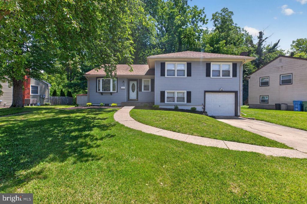 103 KENWOOD DR, Cherry Hill, NJ 08034