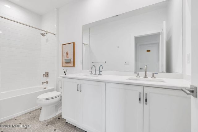 2 Valiant Court, Middletown, NJ 07748