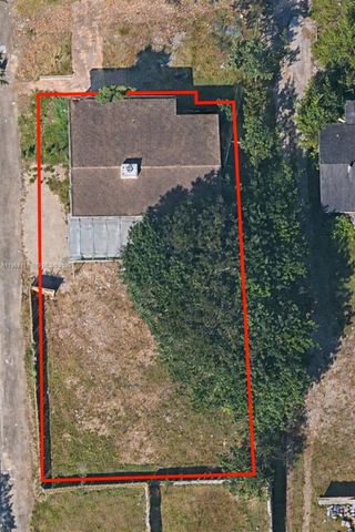 5724 Mckinley St, Hollywood, FL 33021