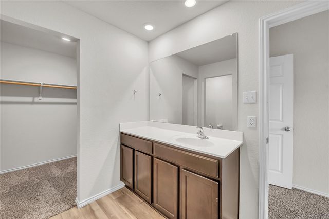 144 Willers RD, Jarrell, TX 76537