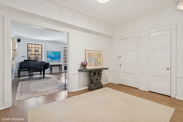 232 E Walton Place 4E, Chicago, IL 60611