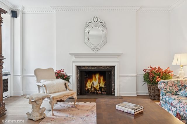 232 E Walton Place 4E, Chicago, IL 60611