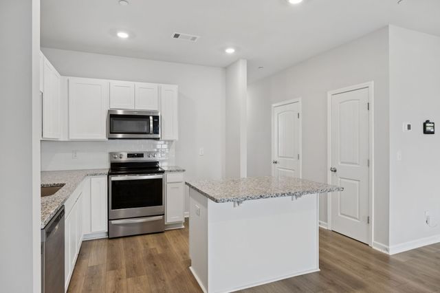 115 Grayson Cir, Chapel Hill, TN 37034