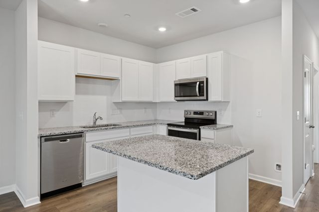 115 Grayson Cir, Chapel Hill, TN 37034