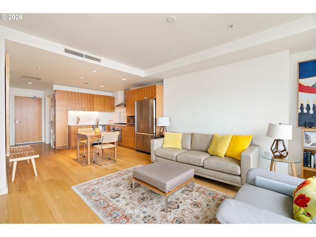 3570 S RIVER Pkwy 1305, Portland, OR 97239