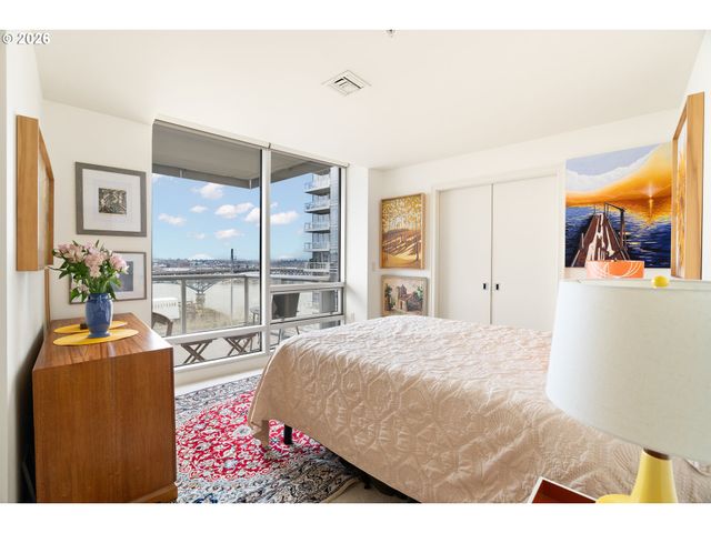 3570 S RIVER Pkwy 1305, Portland, OR 97239