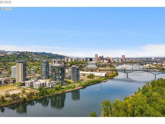 3570 S RIVER Pkwy 1305, Portland, OR 97239