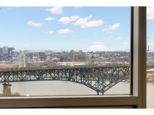 3570 S RIVER Pkwy 1305, Portland, OR 97239